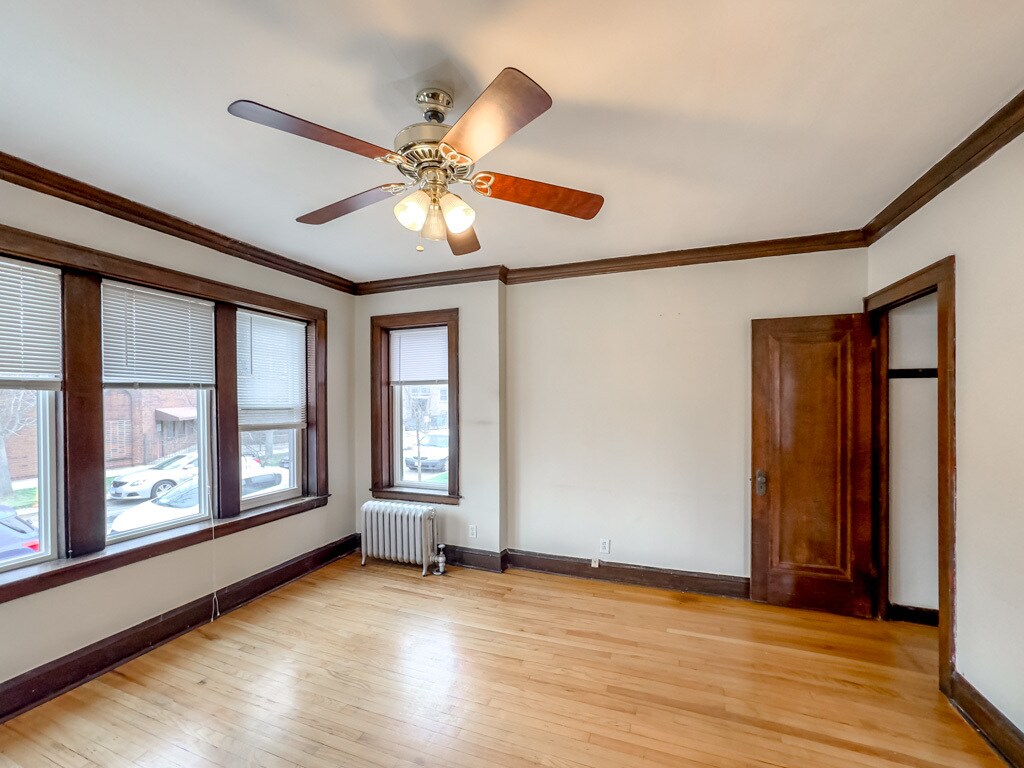 Building Photo - 4608 N Kildare Ave