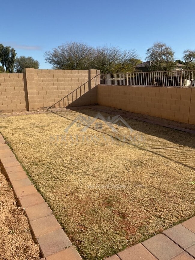 Building Photo - 14027 N 178th Ave