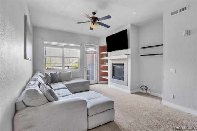 Building Photo - 209 Quebec St