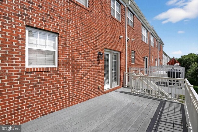 Building Photo - 14637 Argos Pl