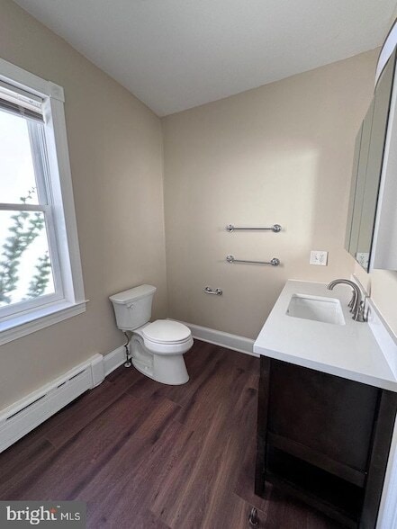 Building Photo - 222 W Union St