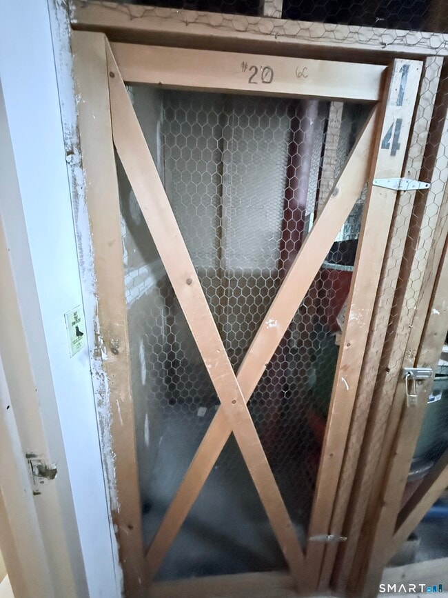 Building Photo - 900 Hope St