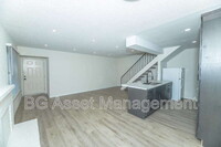 Building Photo - 4110 34th Ave