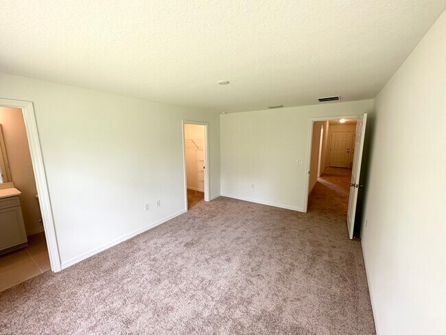 Building Photo - 100 Slumber Meadow Trail