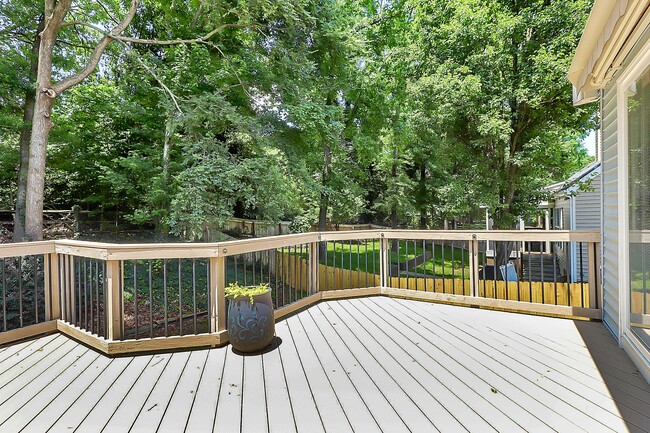 Building Photo - 5916 Downfield Wood Dr