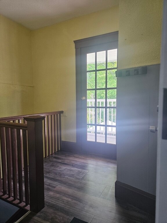 Building Photo - 304 Wood Ave