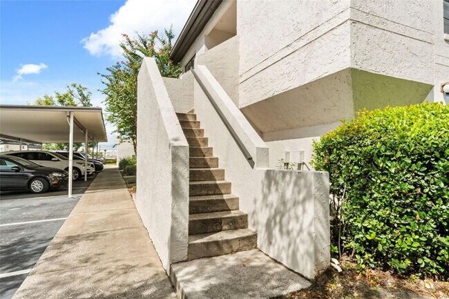 Building Photo - 720 Killarney Bay Ct