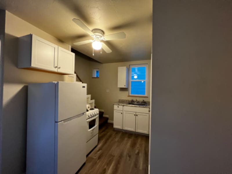 Building Photo - 743 Lemington St