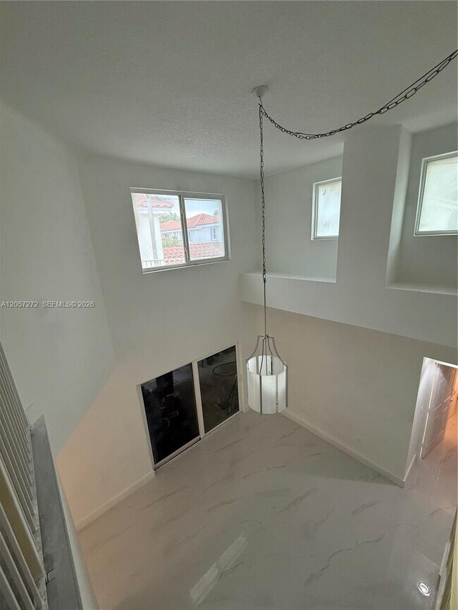 Building Photo - 14816 SW 104th St