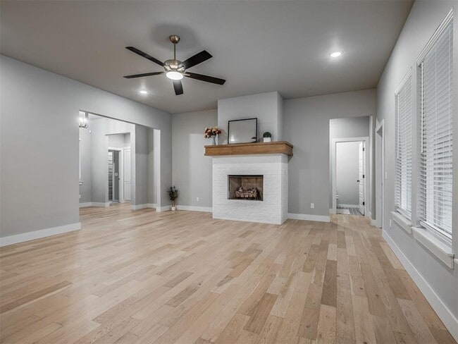 Building Photo - 9209 NW 84th Ter