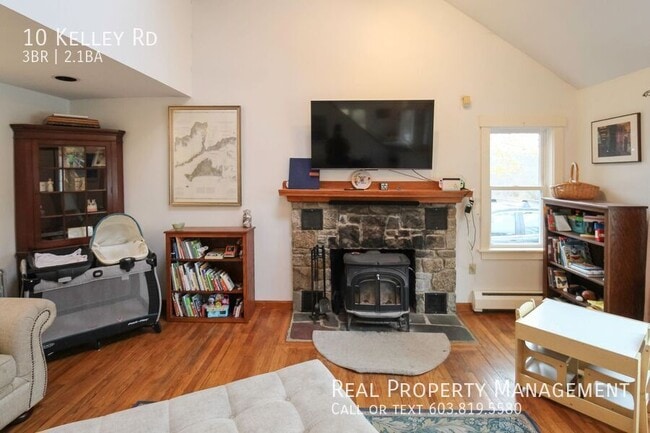 Building Photo - 10 Kelley Rd