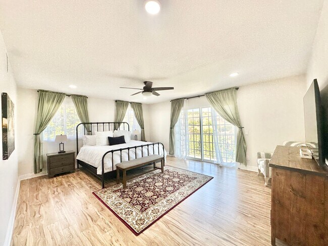 Building Photo - Breathtaking Custom Country Two-Story Home, Fully Remodeled & Beautifully Appointed on Private 20...
