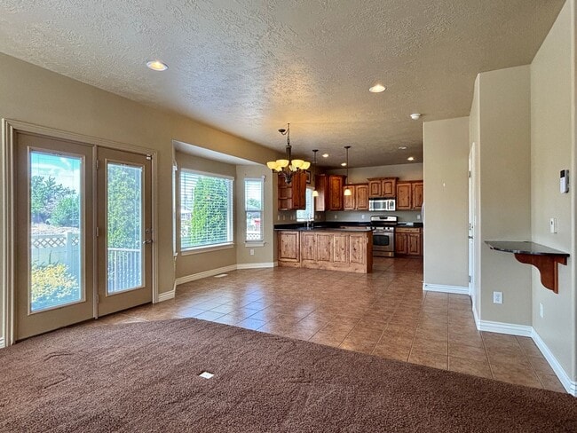 Building Photo - Beauty & Space on Premium Corner Lot!
