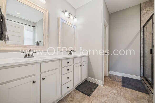 Building Photo - 4bed Fort Walton Beach Home