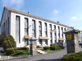 Building Photo - Apartments By The Park