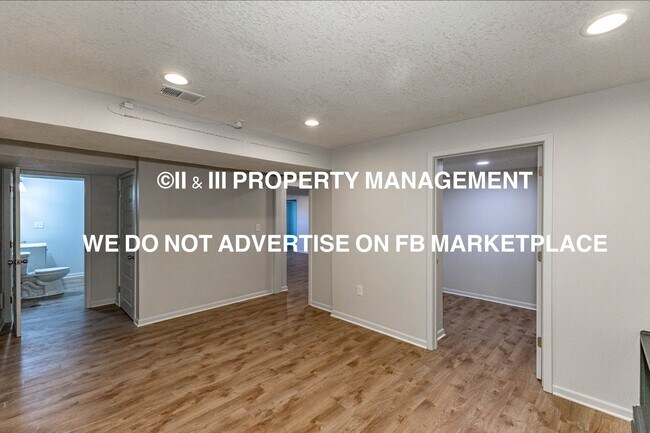 Building Photo - 12566 S Canyon Dr