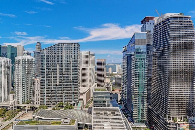 Building Photo - 88 SW 7th St