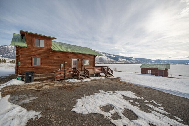 Building Photo - 5406 Henrys Lake Rd