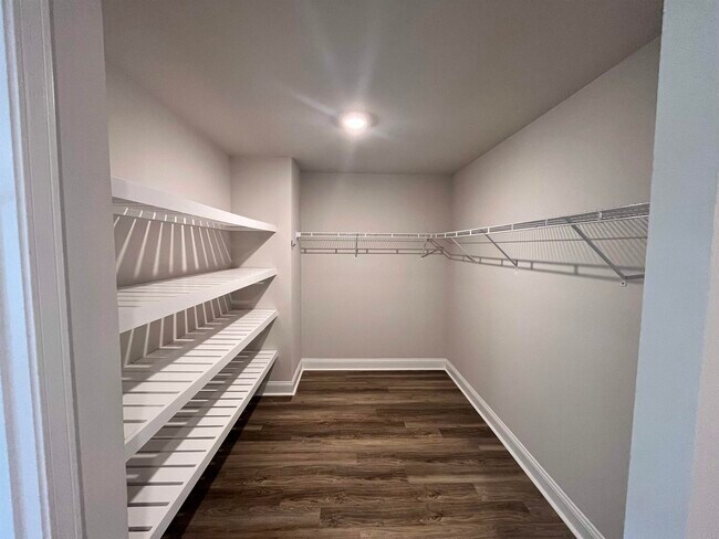 Building Photo - 575 Chatham Ct NW