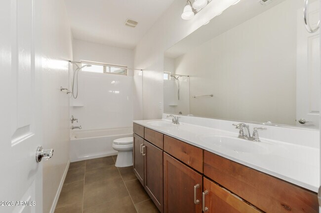 Building Photo - 5429 S Luiseno Blvd