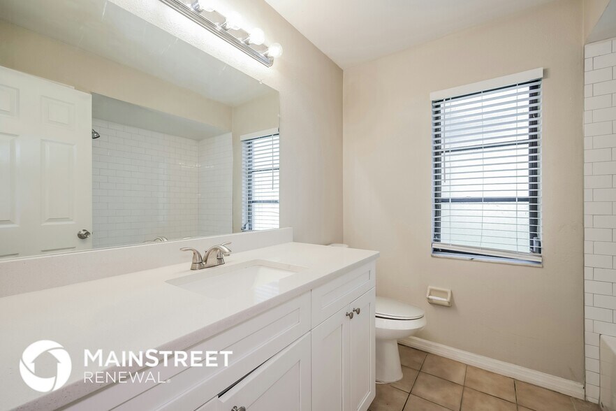 Building Photo - 16280 Willow Stream Ln