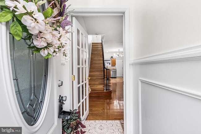 Building Photo - 2335 S Chadwick St