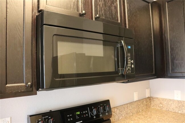 Building Photo - 3740 Seneca Club Loop