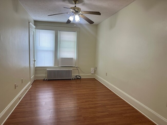 Building Photo - 808 S Braddock St