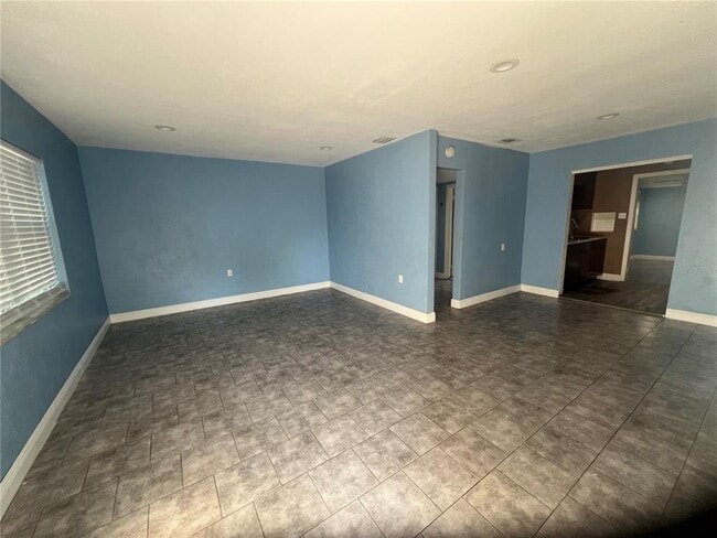 Building Photo - 3614 6th Ave S