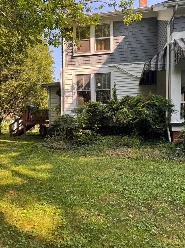 Building Photo - 4 Bedroom || 3 Bathroom Home on 2 Acres