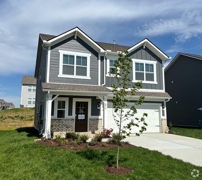 Building Photo - 572 Lyness Dr