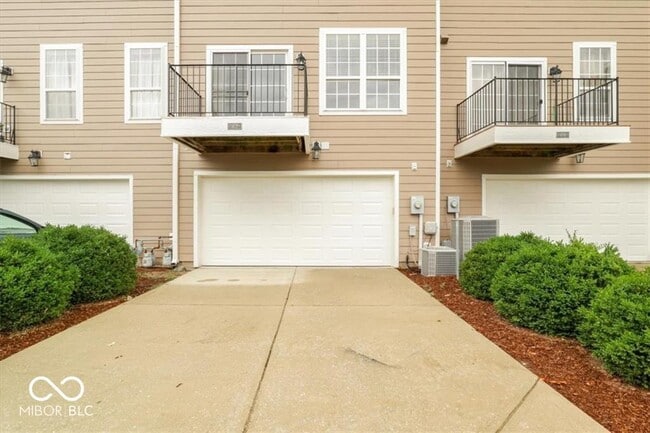 Building Photo - 172 Straughn Ln