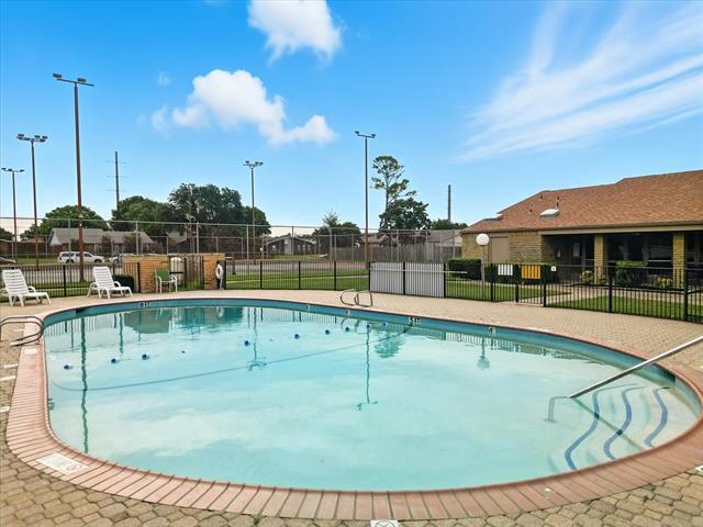 Building Photo - 3119 Willowbrook Ct