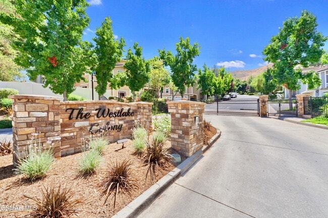 Building Photo - 4205 Flintlock Ln