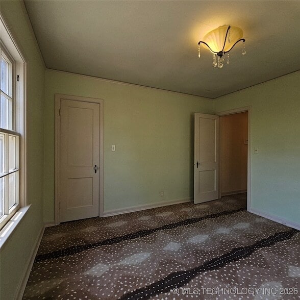 Building Photo - 2442 E 19th St