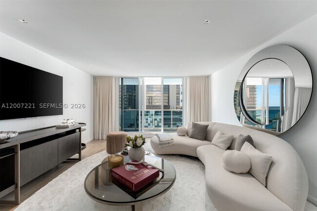 Building Photo - 2301 Collins Ave