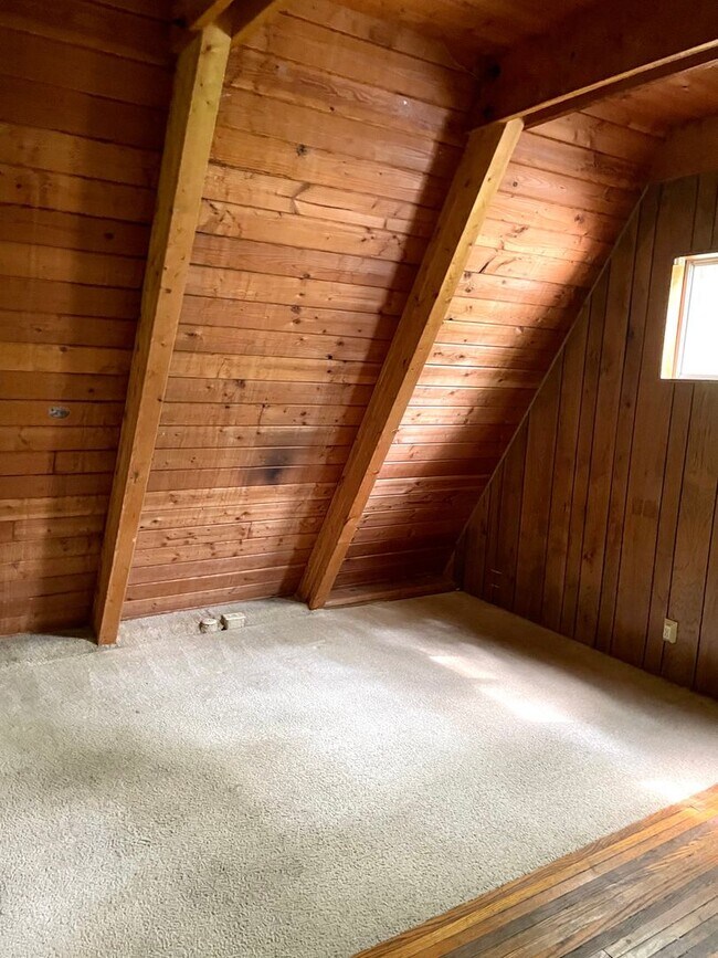 Building Photo - 5 bed Cabin A-frame in the woods with larg...