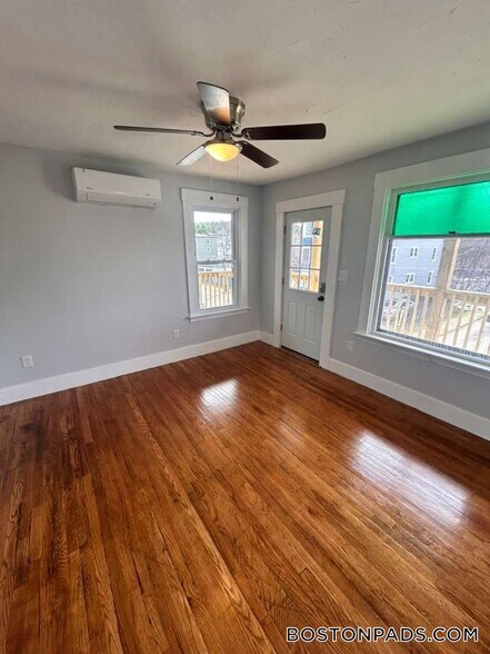Building Photo - 67 Fairlawn Ave