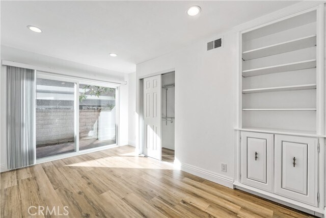 Building Photo - 25572 La Mirada St