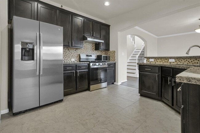 Building Photo - 20115 Emerald Mountain Dr