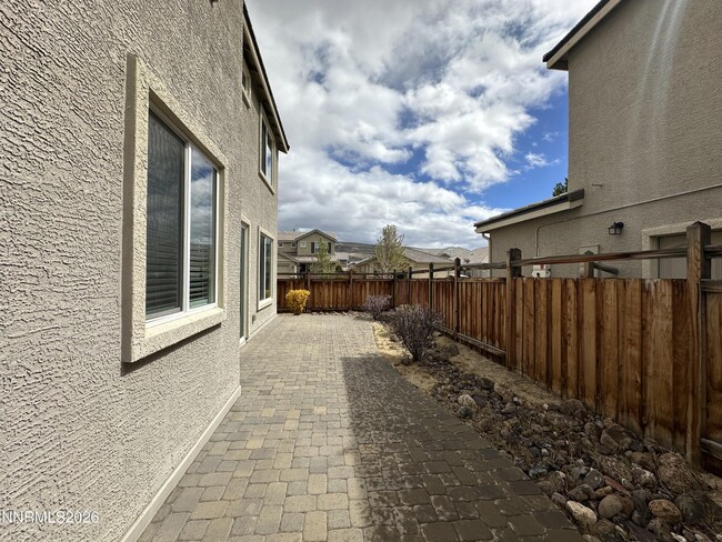 Building Photo - 3885 Silent Pebble Wy