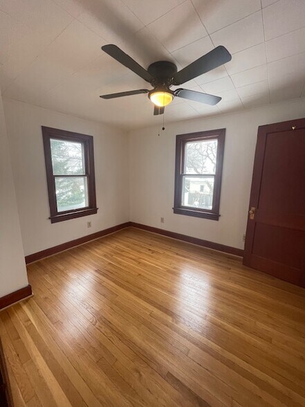 Building Photo - 1109 Virginia Ave