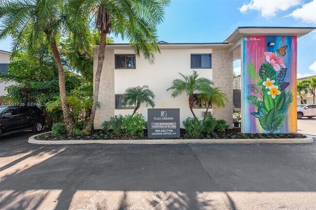 Building Photo - 1310 W 29th St