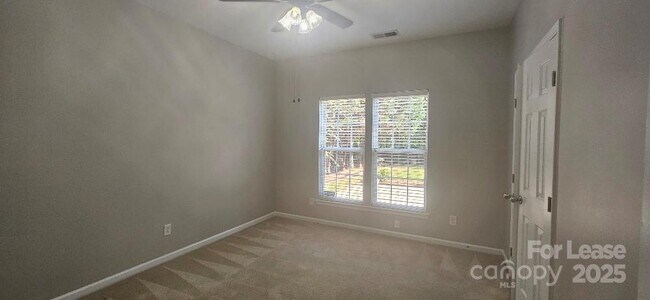 Building Photo - 6941 Augustine Way