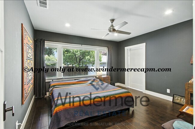 Building Photo - Timeless Modern Luxury 3 bedroom in one of...