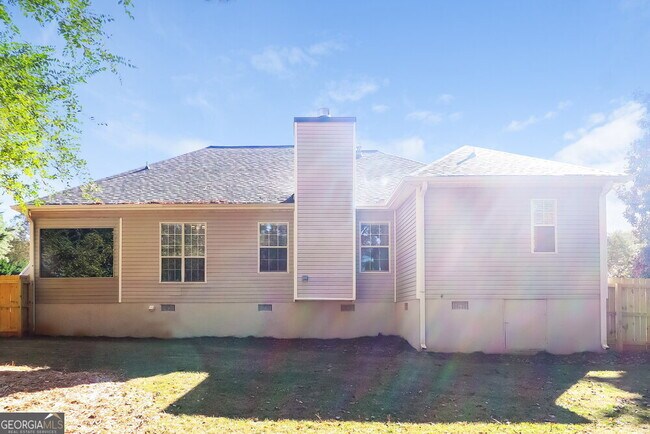 Building Photo - 250 Ashley Oaks Dr
