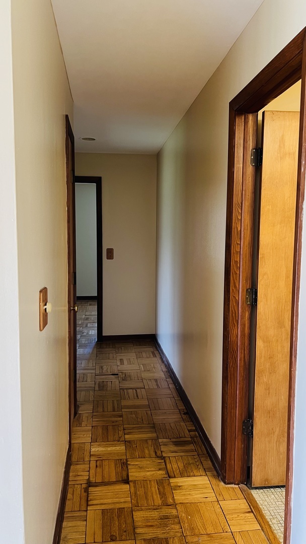Building Photo - 1400 Alpine Ct
