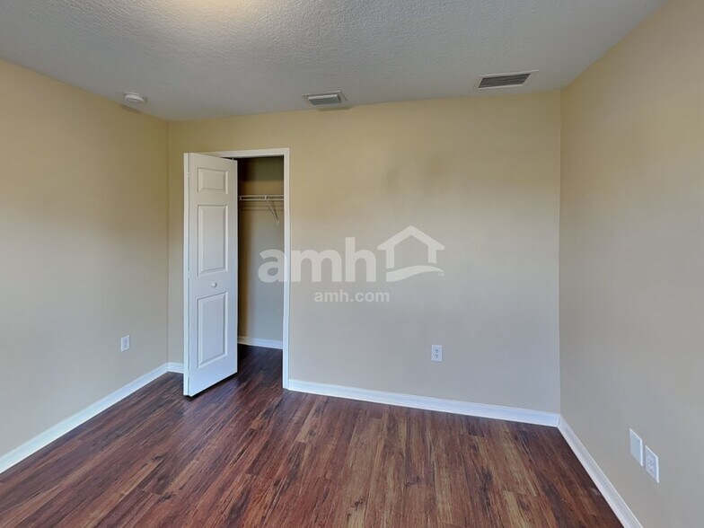 Building Photo - 12042 Butler Woods Cir