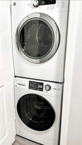 Building Photo - 2008 Cypress Pl