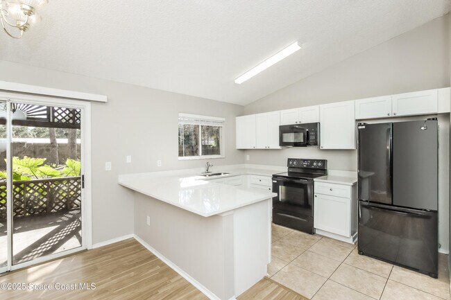 Building Photo - 1084 Thompson Rd SW